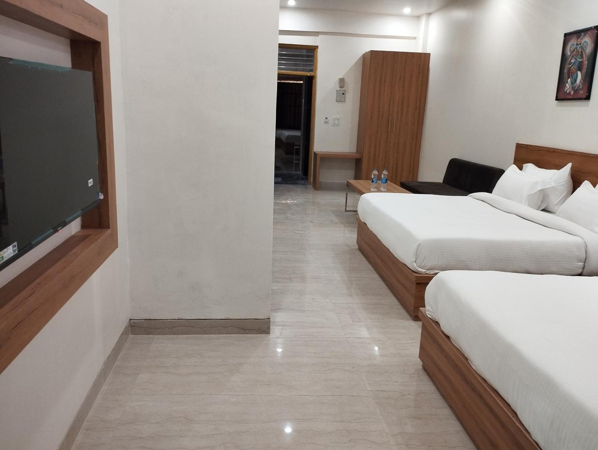 The Govindam Resort Вріндаван Номер фото